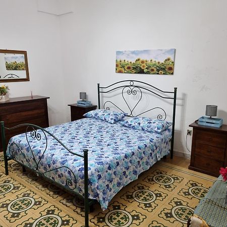 Casa Vacanze Nonna Maria 카르피냐노 살렌티노 외부 사진