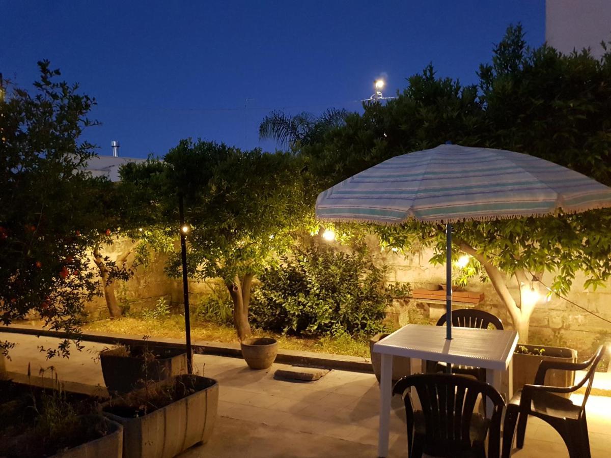 Casa Vacanze Nonna Maria 카르피냐노 살렌티노 외부 사진