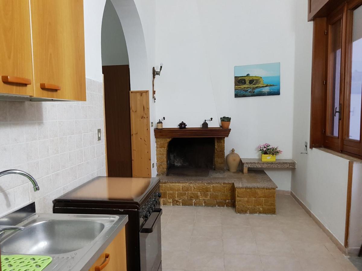 Casa Vacanze Nonna Maria 카르피냐노 살렌티노 외부 사진