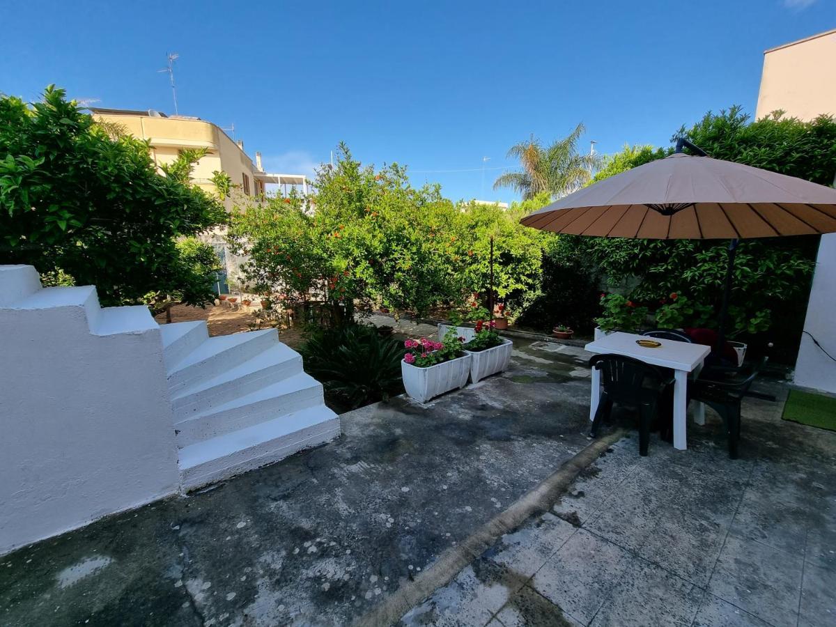 Casa Vacanze Nonna Maria 카르피냐노 살렌티노 외부 사진